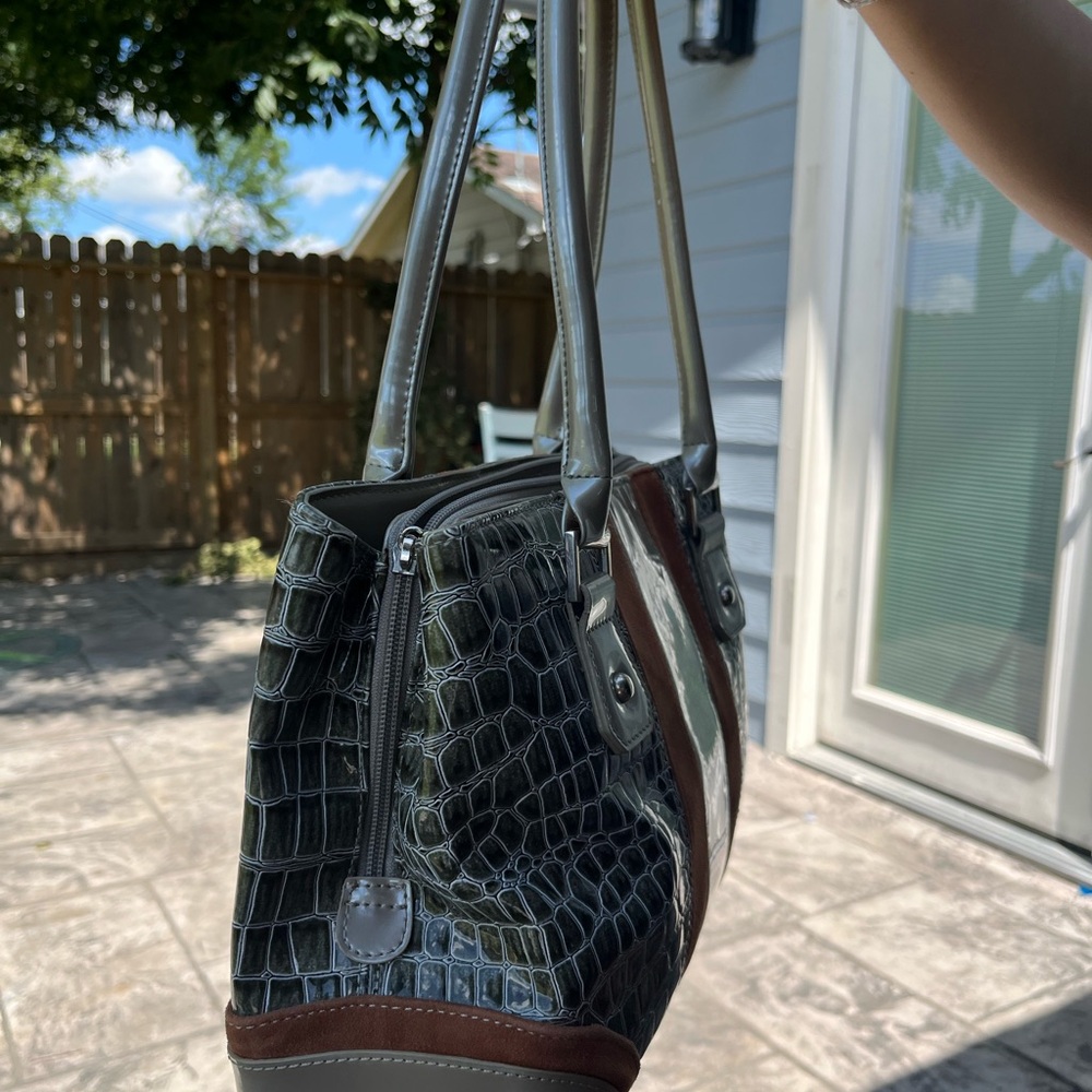Elegant Black and Brown Crocodile-Embossed Women's Bag